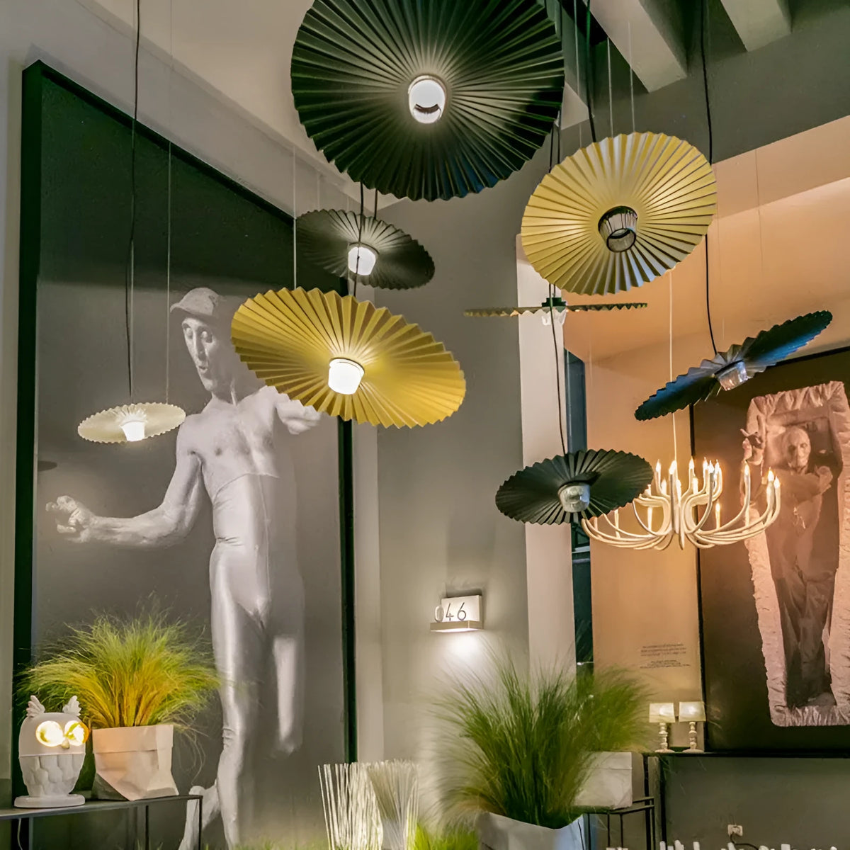 Iron LED pendant lamp in black, gold or grey, 35cm 40cm 51cm, for restaurant bar clothing store