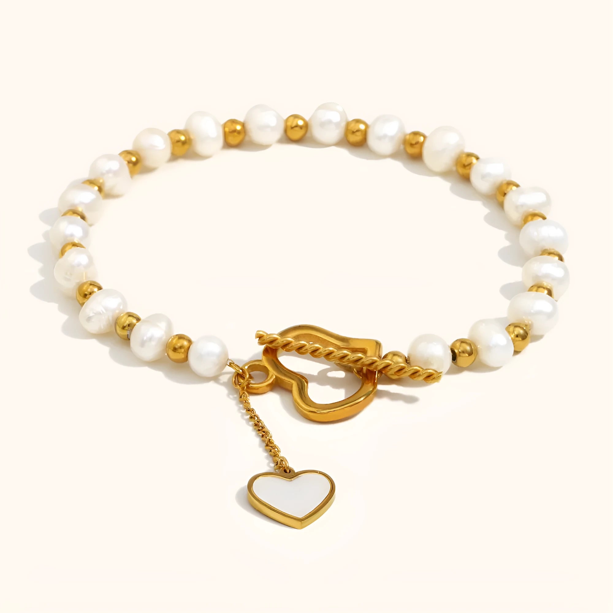 Pearl heart buckle bracelet gold electroplated stainless steel geometric clasp on wrist