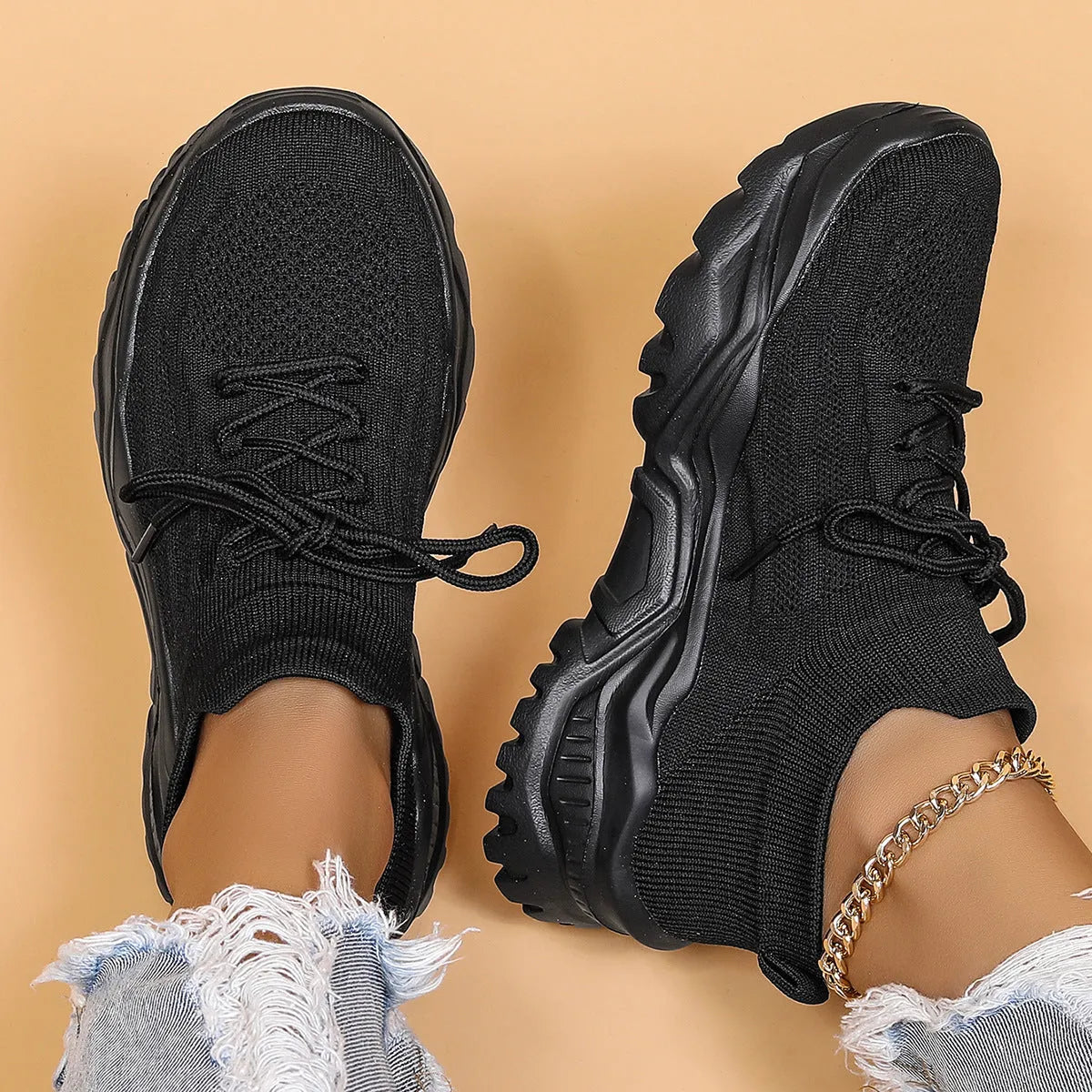 Plus size women's breathable mesh lazy shoes with platform mid heel in solid colour