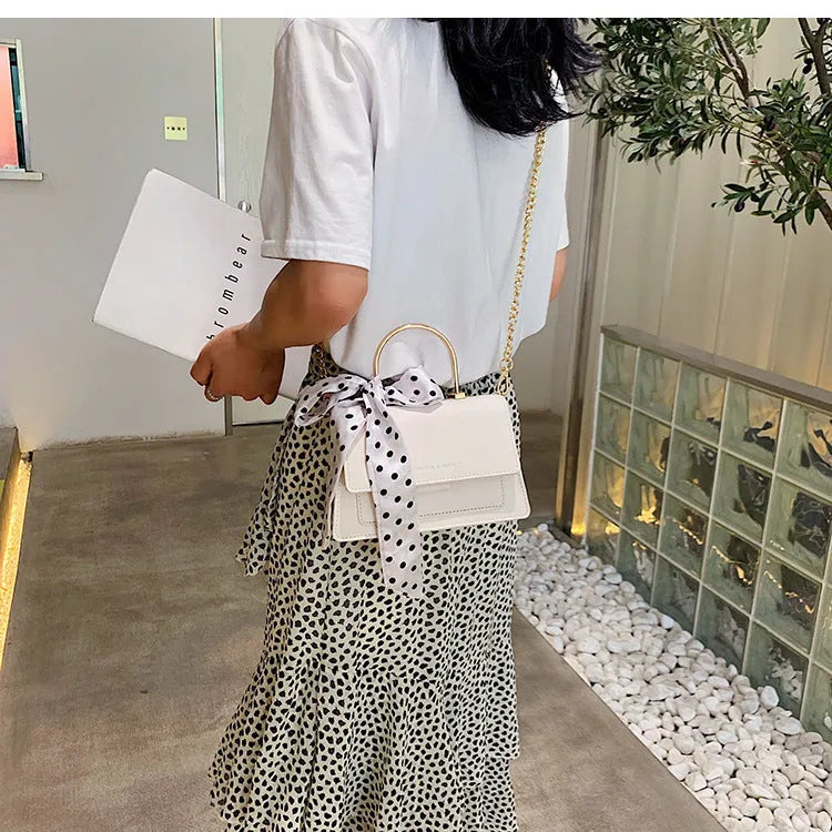 Small trendy fashion messenger bag chain shoulder texture handbag for women in beige