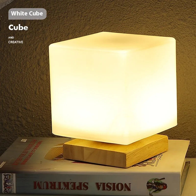 Nordic solid wood USB table lamp with flower shape and touch dimming in white finish