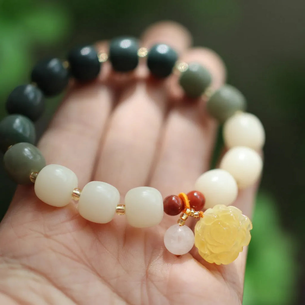 Woven gradient white jade Bodhi bracelet with beeswax lotus charm, 10mm beads, retro flower design