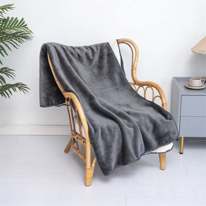 Lambswool gray waterproof pet blanket, 75x100cm size, foldable on a sofa