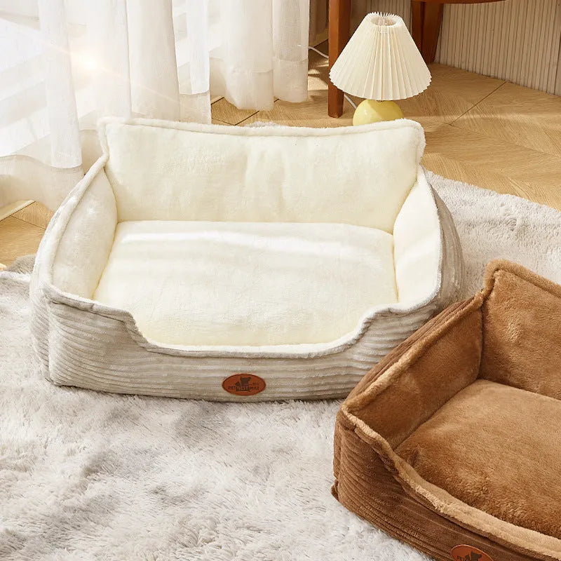 Washable four-season kennel bed for small and medium dogs and cats in coffee colour