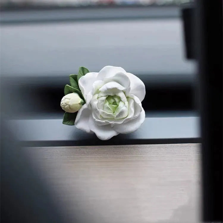Jasmine car perfume solid gypsum diffuser clipped to air vent with 5ml essential oil bottle