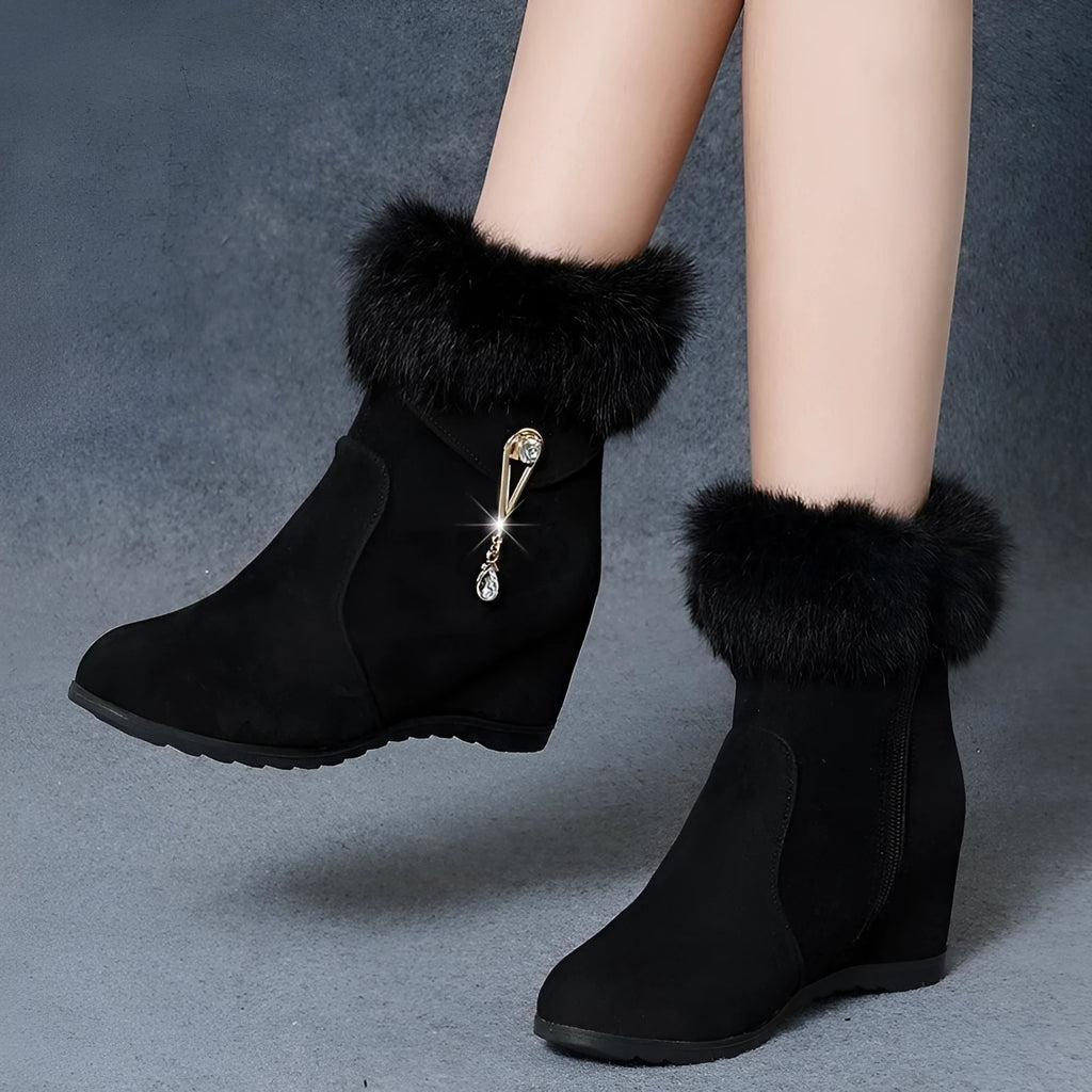 Black women's snow boots with height increasing insole and fur integration upper, casual style, sizes 35-40