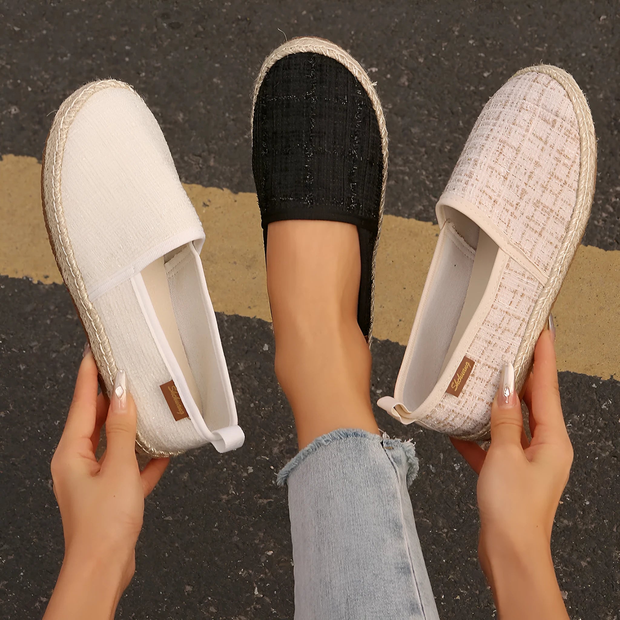 Casual canvas fisherman shoes with rope bottom soles in beige colour