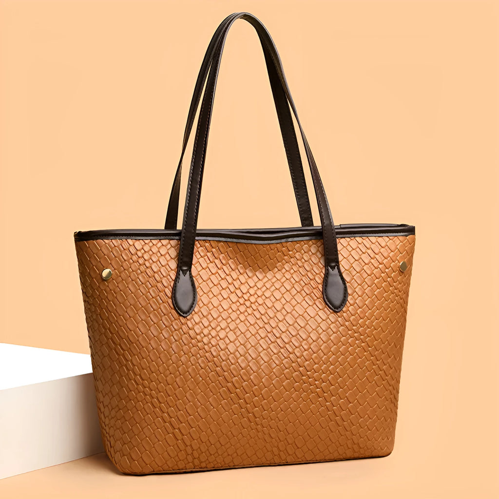 Retro women's commuter handbag in horizontal square shape with organisational compartments