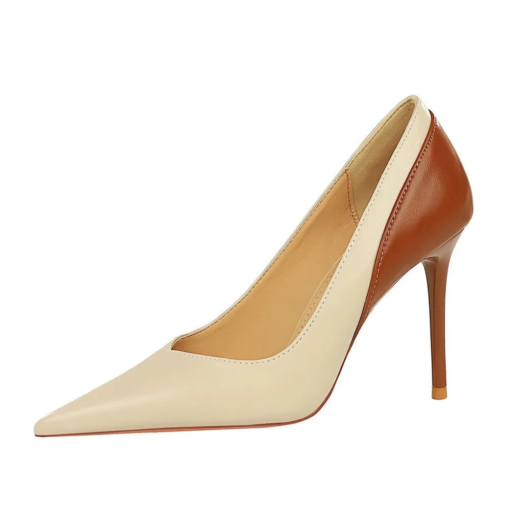 Retro women's black high heels with stiletto heels and pointed toes for banquet events