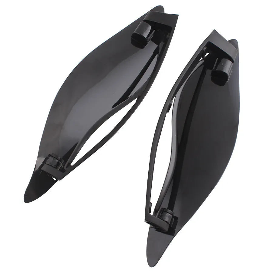 Black and Smoked ABS plastic side wings for Harley Davidson trike rear fairing.
