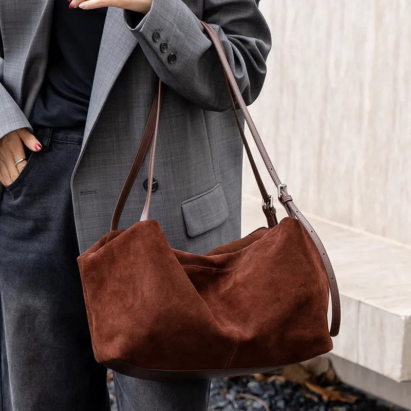 Women's genuine leather large capacity tote bag in caramel with outer sandwich pocket, matte finish