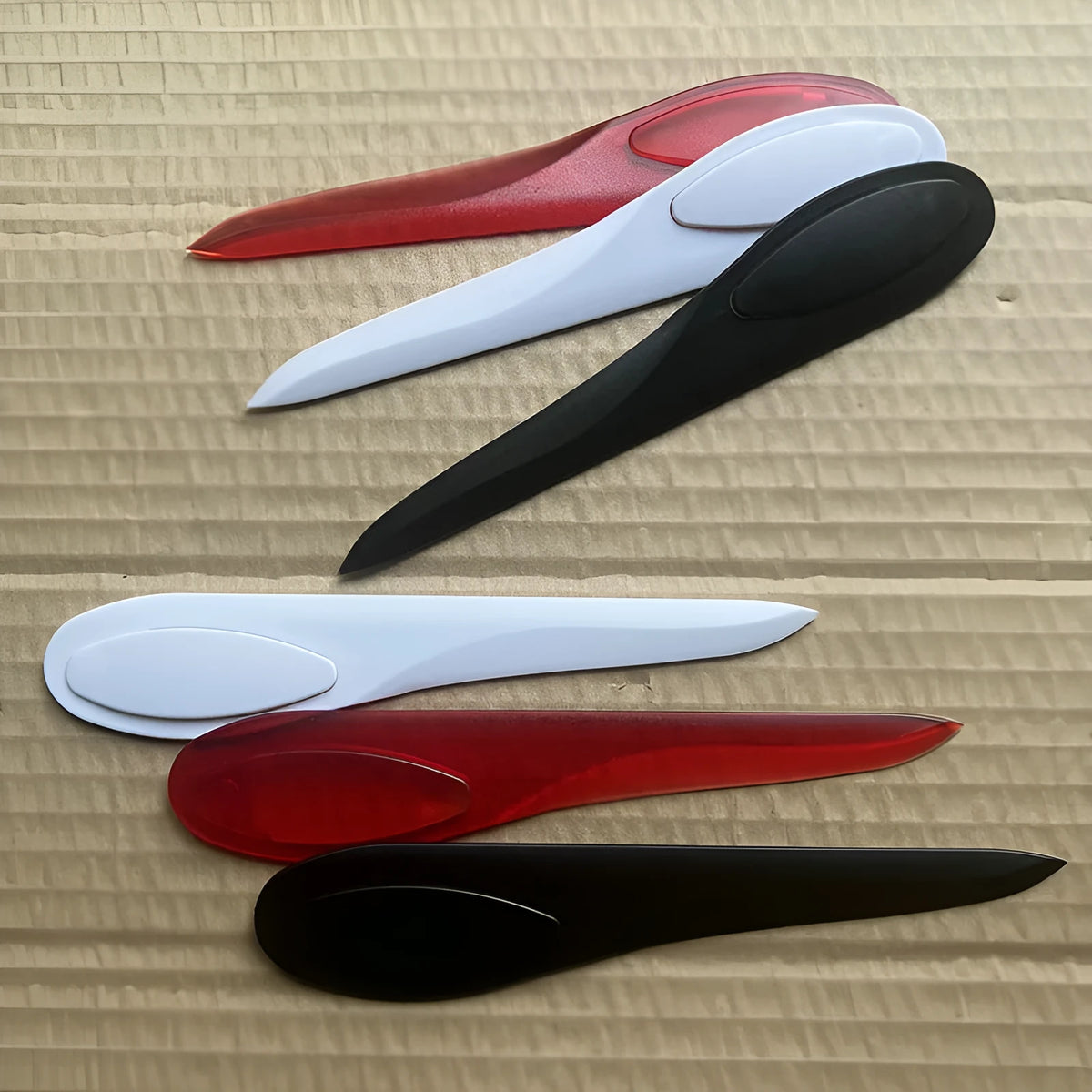 Plastic paper cutter A4 Willow Leaf Art, 16.9x3.2x0.45cm, available in black red and white