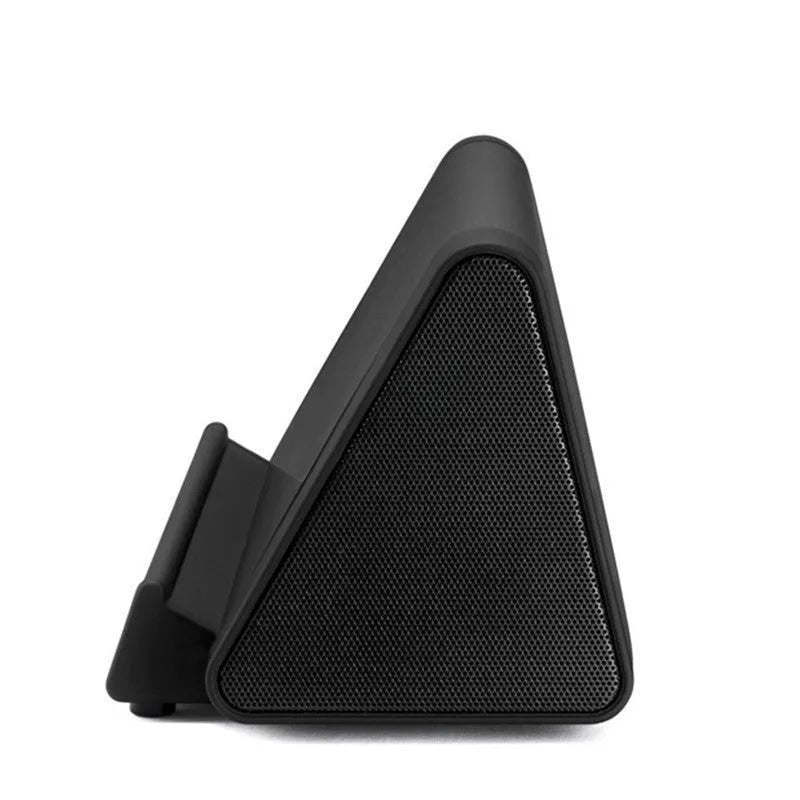 Wireless mini Bluetooth speaker in black or white with rechargeable battery