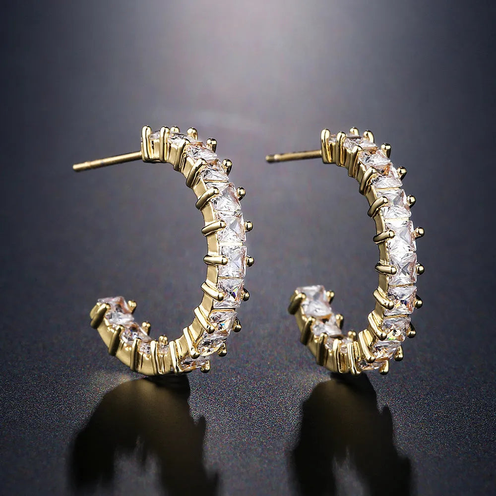 Women's retro C-shaped earrings with inlaid zirconium stones in gold colour