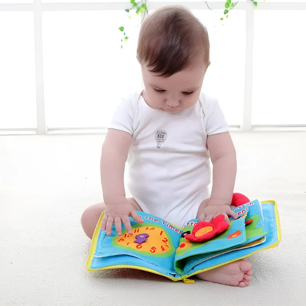 Baby multi-functional soft cloth books with bright stereo pages, carry handle, and zipper