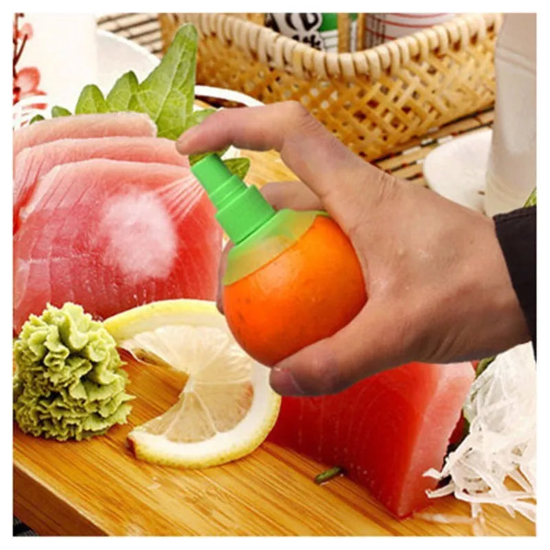 Green lemon sprayer with screw-in juicer design and PVC silicone ring at the nozzle for direct fruit juice extraction