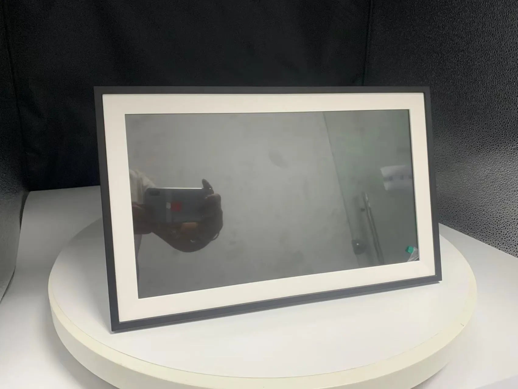 White 15.6 inch smart digital photo frame with app control on stand