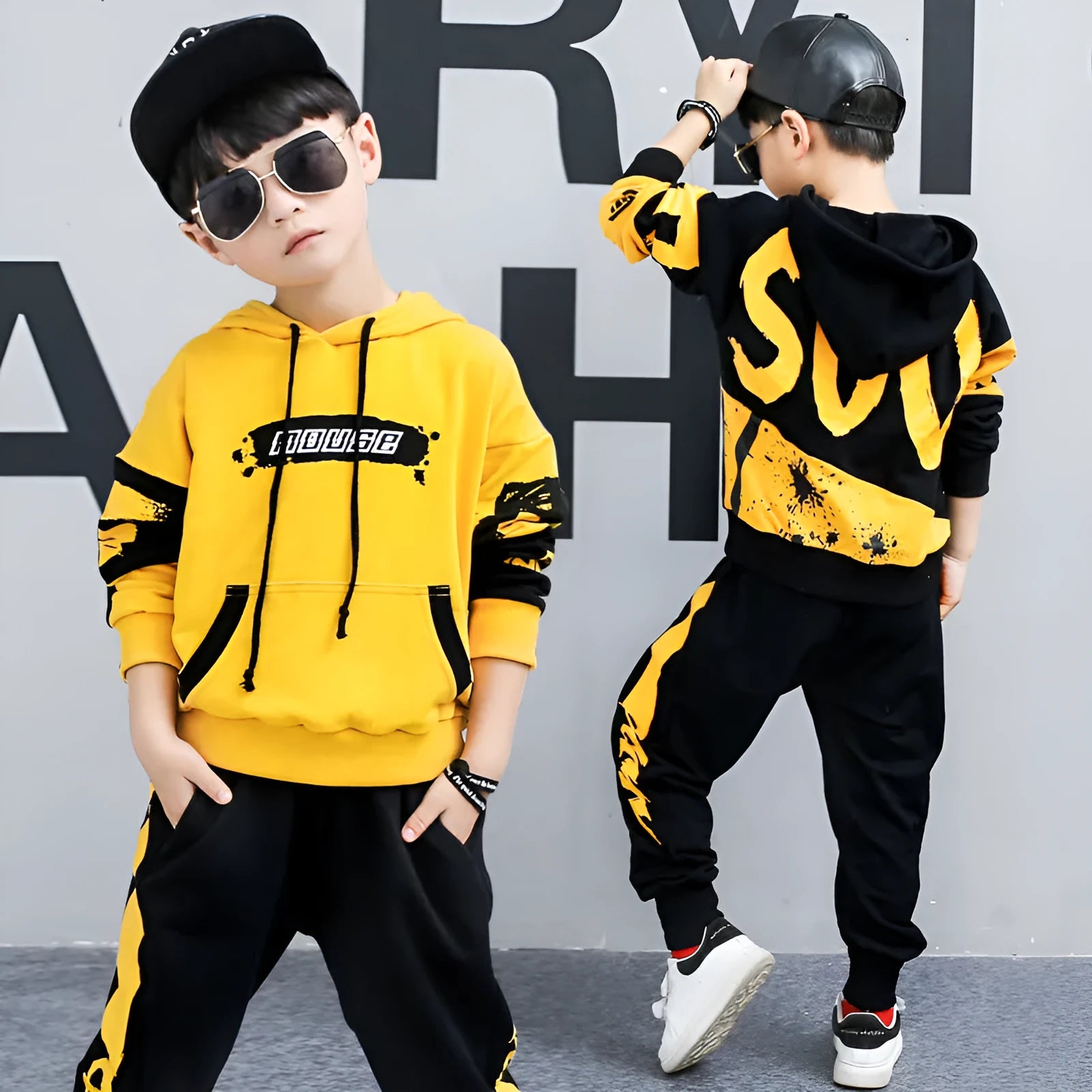 Boy's black hooded cotton sports suit with Korean-style letter pattern and matching trousers