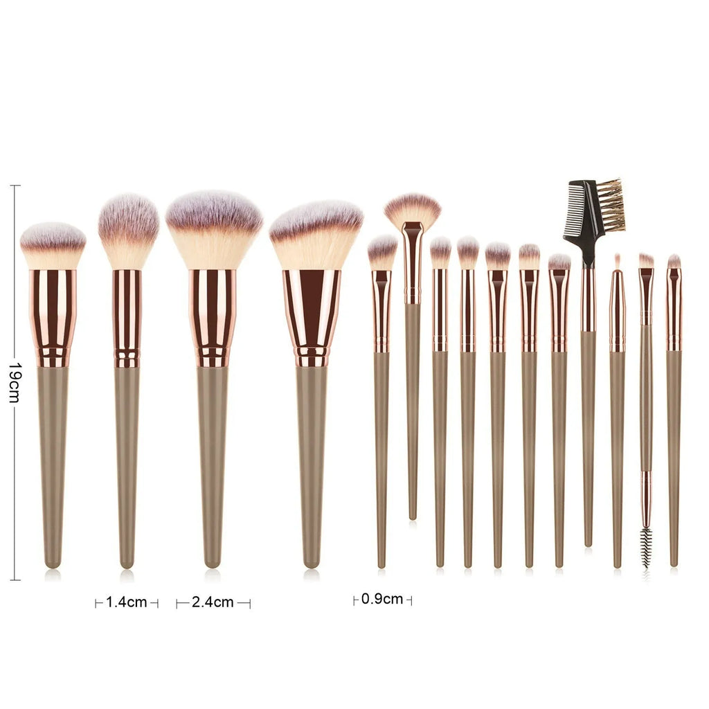 15-piece makeup brush set with eye shadow brush, man-made fibre bristles, plastic handles, 19cm length, brown or black