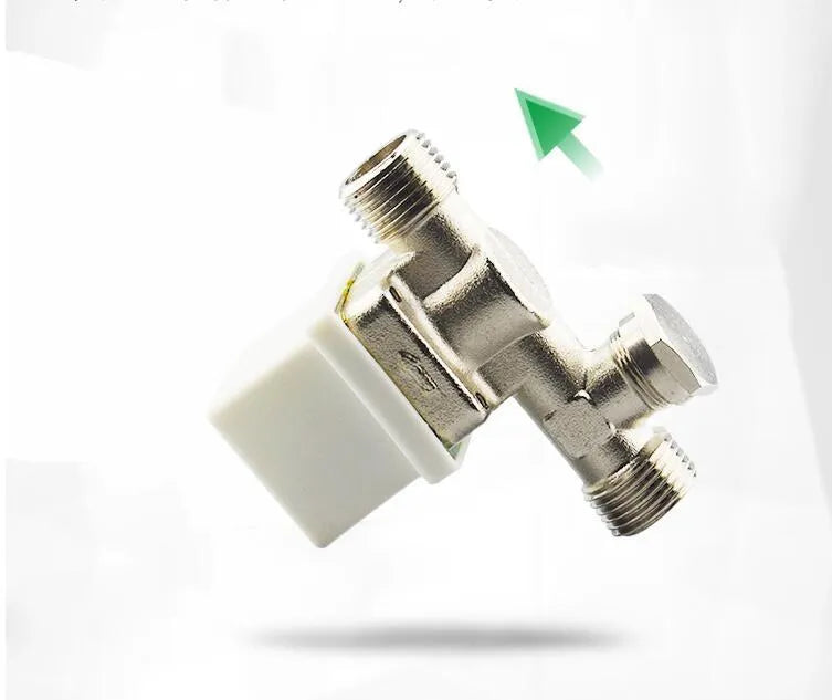 A04 DC12V normally closed water solenoid valve with plastic body and copper joint, 4-point external thread