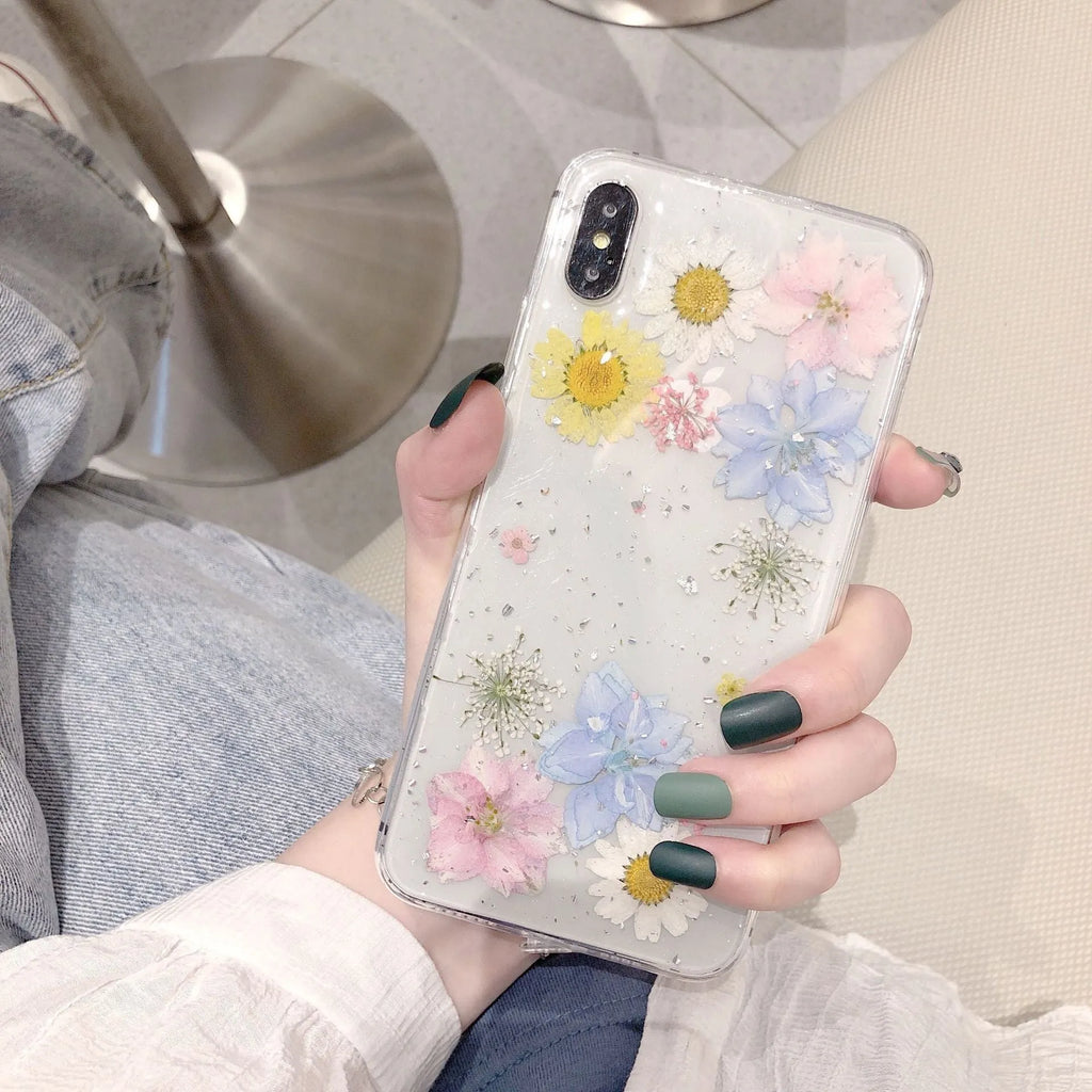Fashion glitter real dry pressed flower phone case in transparent silicone with daisy flowers and epoxy finish