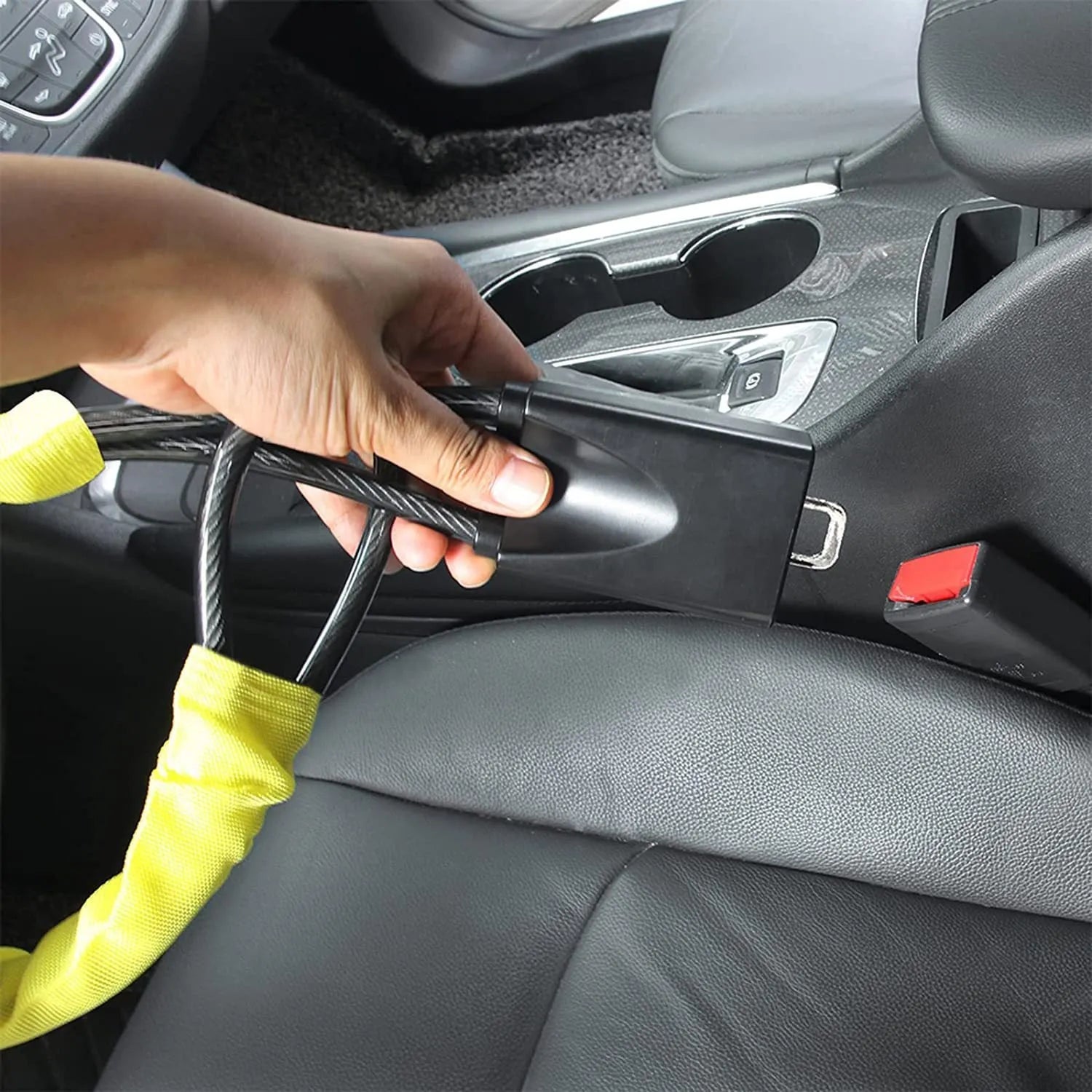 General Motors car steering wheel lock with wire rope and copper core in red colour