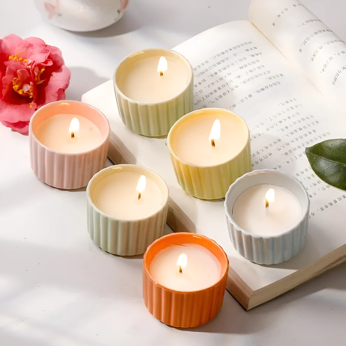 Ceramic cup aromatherapy candle in floral style and colour for indoor bedroom use
