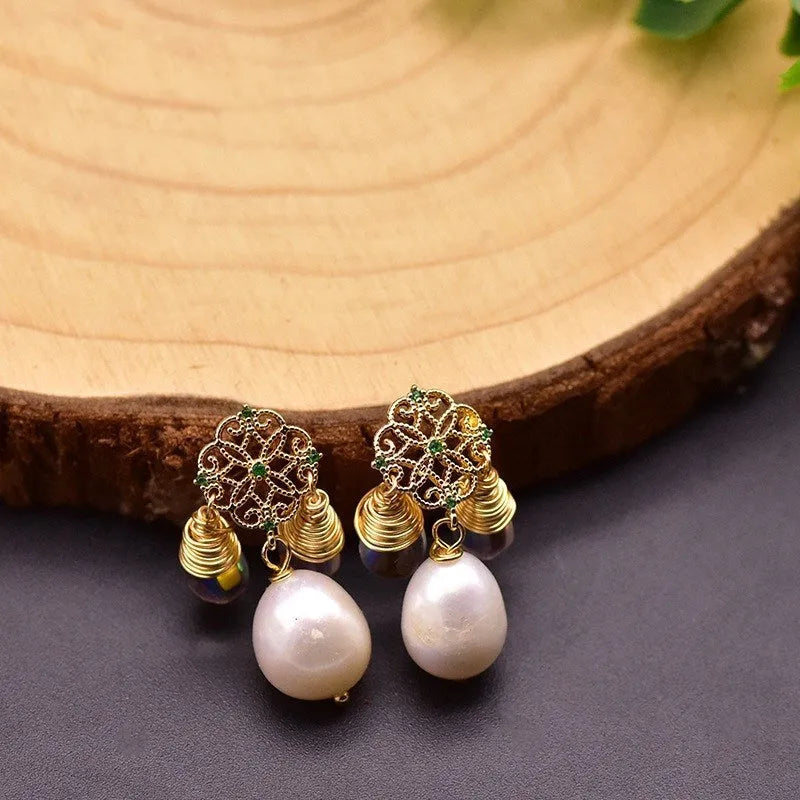 Baroque Edison pearl drop earrings for women, pearl material, no inlay, colour as shown