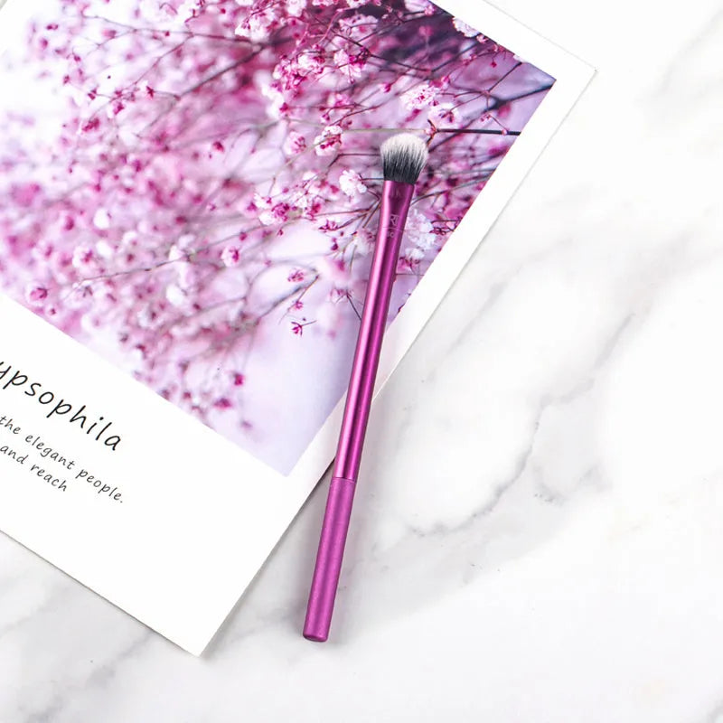 Makeup foundation brush with man-made fibre bristles and long handle, style A or B