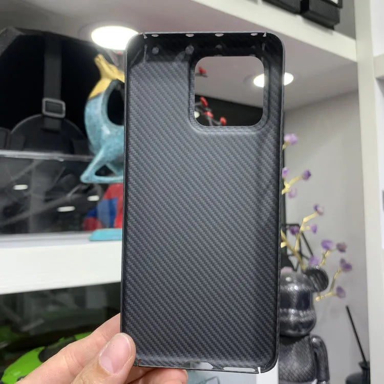 Ultra-thin 600D aramid fiber hard phone case for Xiaomi 13 and 13 Pro in matte black, bright black, or bright silver.