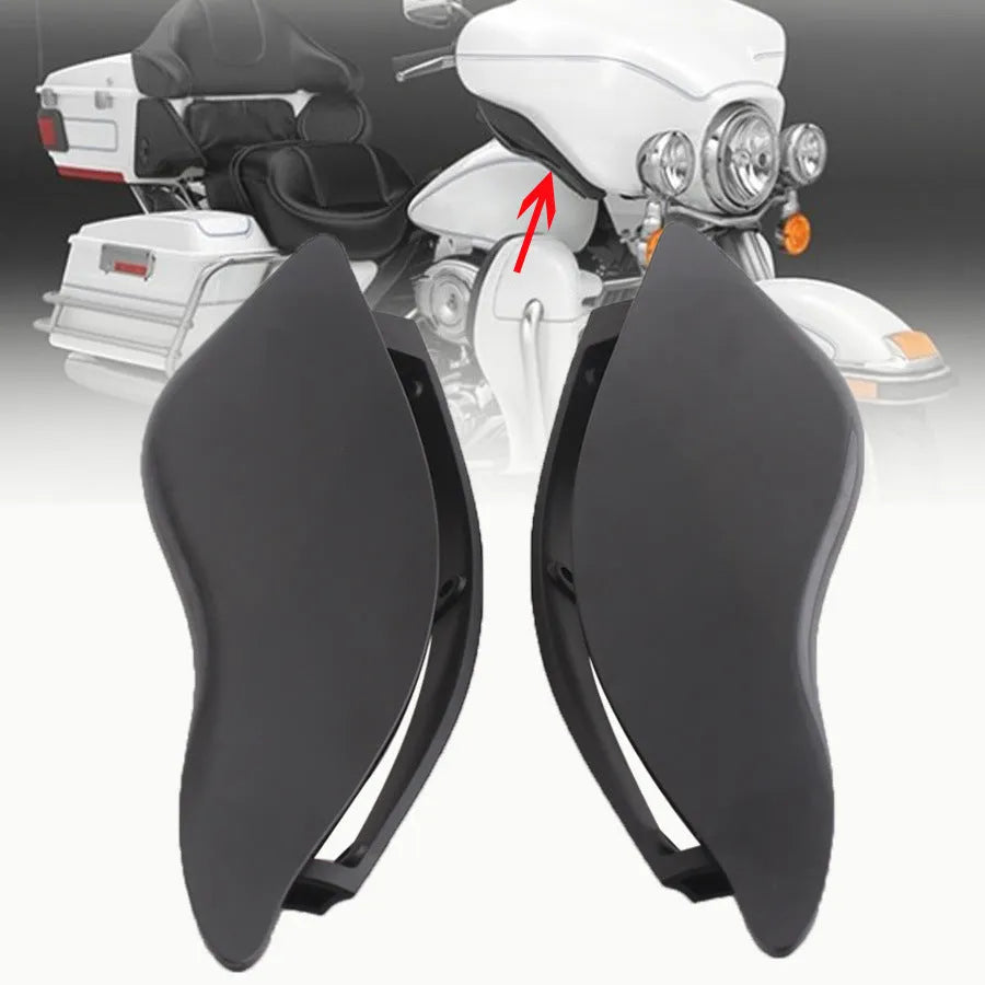 Black and Smoked ABS plastic side wings for Harley Davidson trike rear fairing.