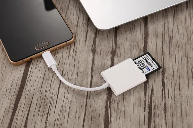 USB 2.0 SD card reader with 10 cm TPE+ABS cable in black colour on white background