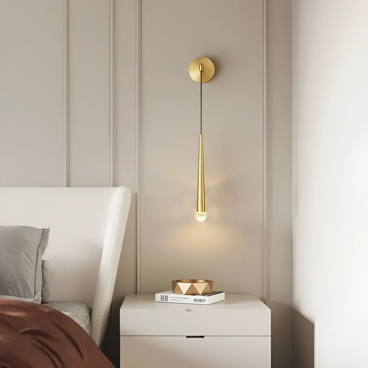 All-copper minimalist pendant wall lamp with 10cm x 14cm wall plate and 36-68cm adjustable drop in Bronze or Matte Black Gold