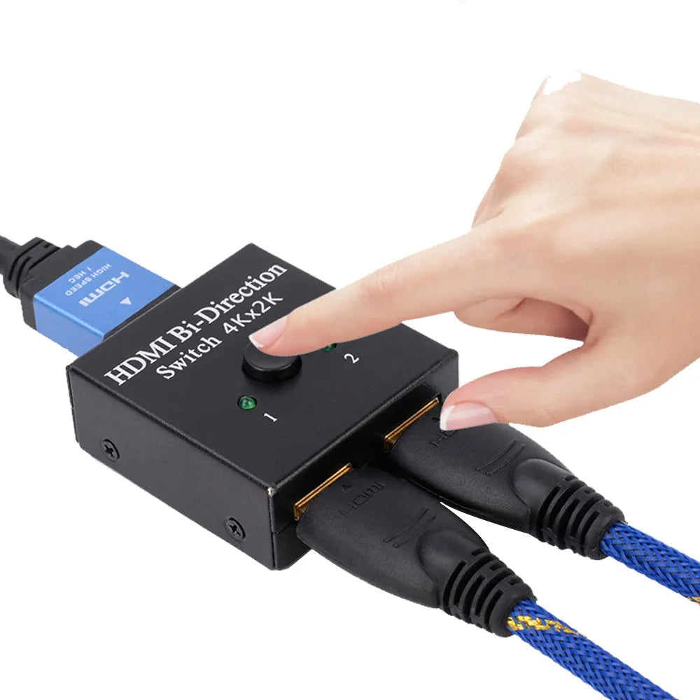 Black HDMI switcher 2 in 1 out HD 4K 2K expansion distributor with one-click switching