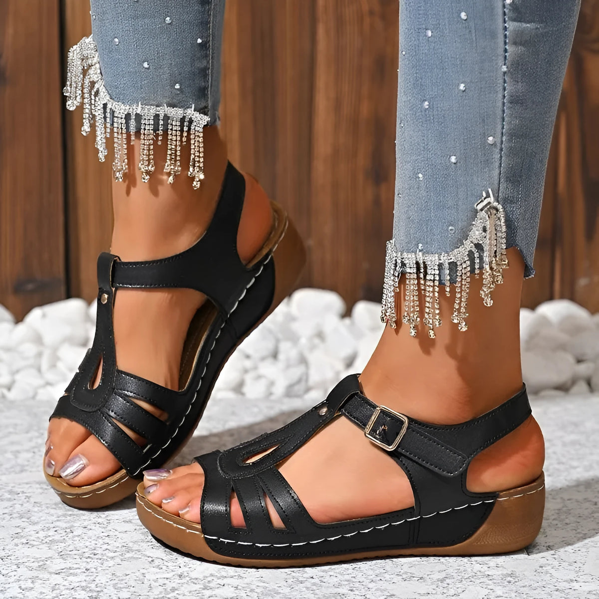 Women's casual PU sandals with ankle-strap buckle, round toe, dark brown colour