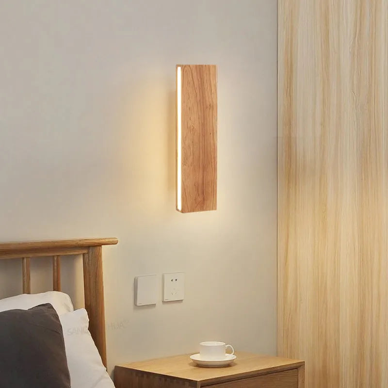 Solid wood LED wall lamp in 22cm, 32cm or 52cm size with warm or white light, 220V