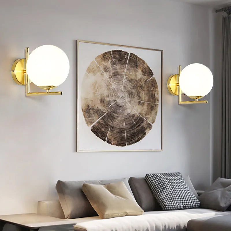 Round glass wall lamp, 15cm diameter, E27 holder, remote control, gold or chrome finish