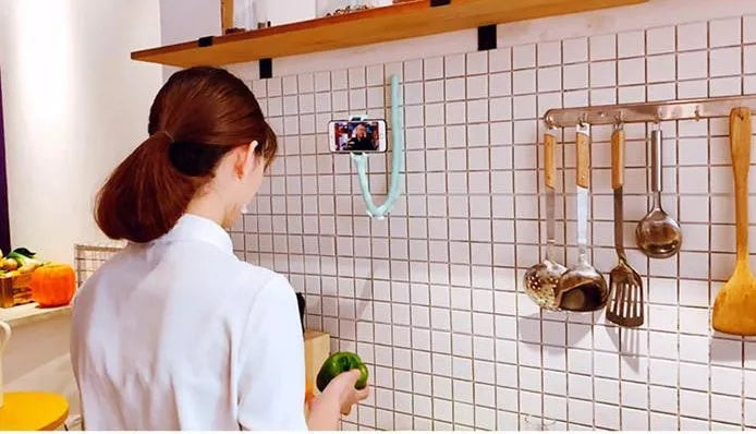 Flexible worm design mobile phone holder with suction cup mount showing 62cm length and black colour option