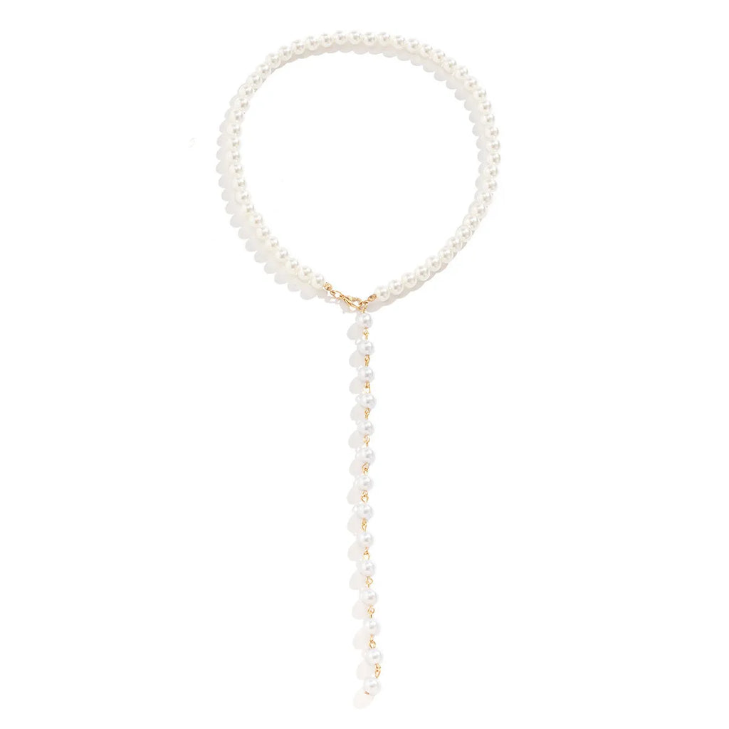 Round bead chain imitation pearl pendant necklace in gold tone with metal construction