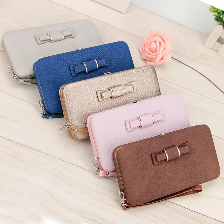 Korean coin purse in PU leather with zip closure, 18.5cm length, 10.5cm height