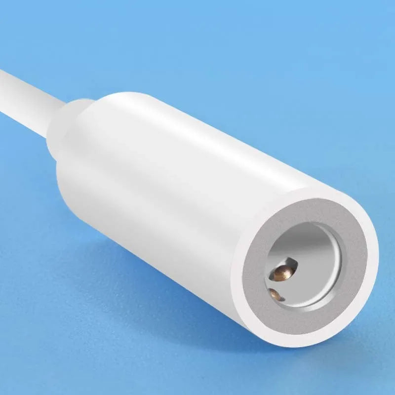 White Lightning to 3.5mm headphone adapter cable for iPhone compatibility