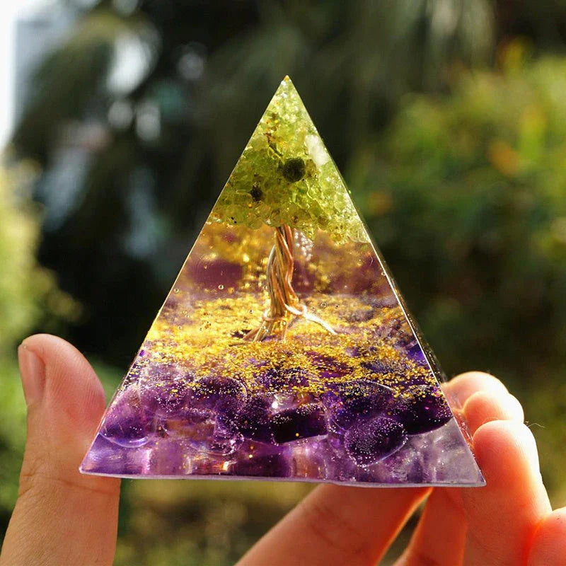 Premium Tiger's Eye Orgonite Pyramid with Amethyst, Calming Meditation Accessory for Balancing Energy and Purifying Space