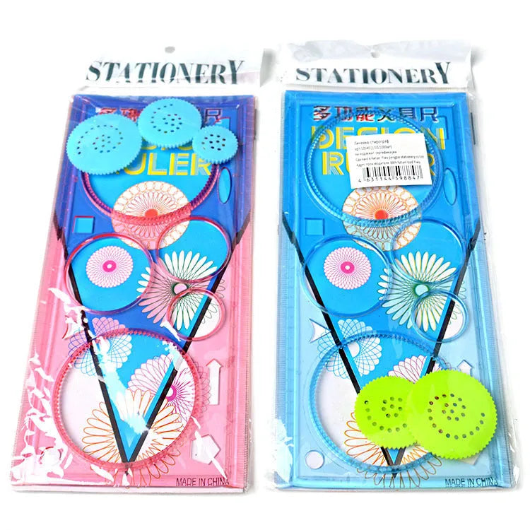 Plastic hollow wreath drawing template set for crafts and stationery