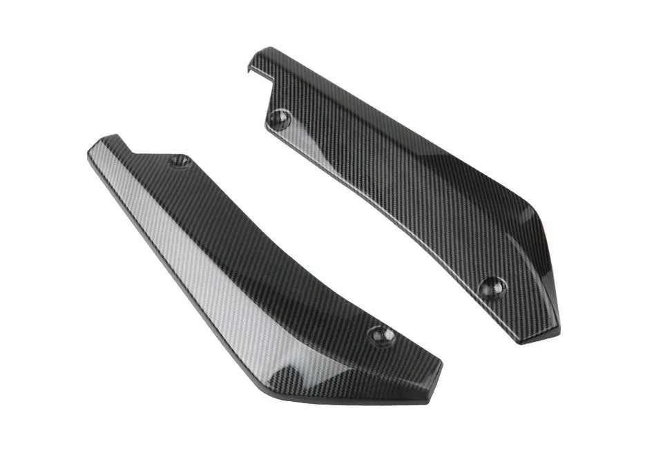 Universal car rear corner splitter in bright black or carbon fiber finish, ABS plastic rear bumper trim