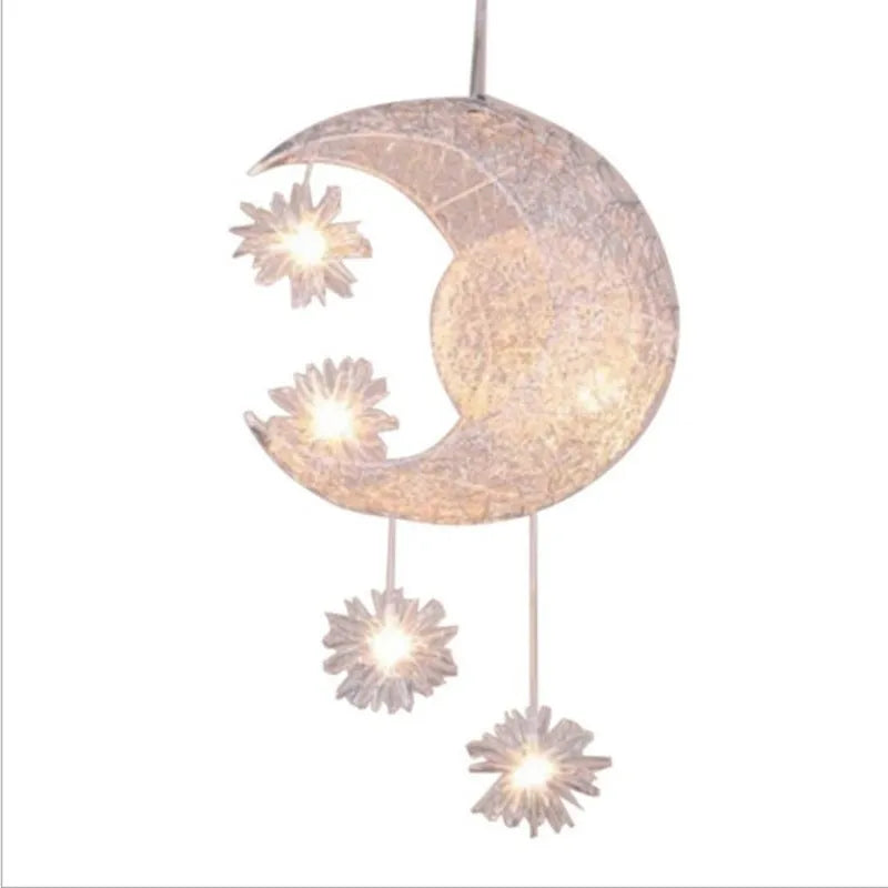 Aluminium wire star moon chandelier with adjustable height suspension and zinc alloy details