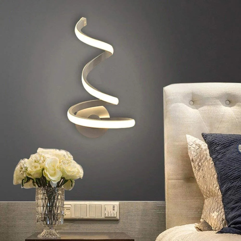 Modern aluminium shade wall lamp in Outer Snake style with LED light source