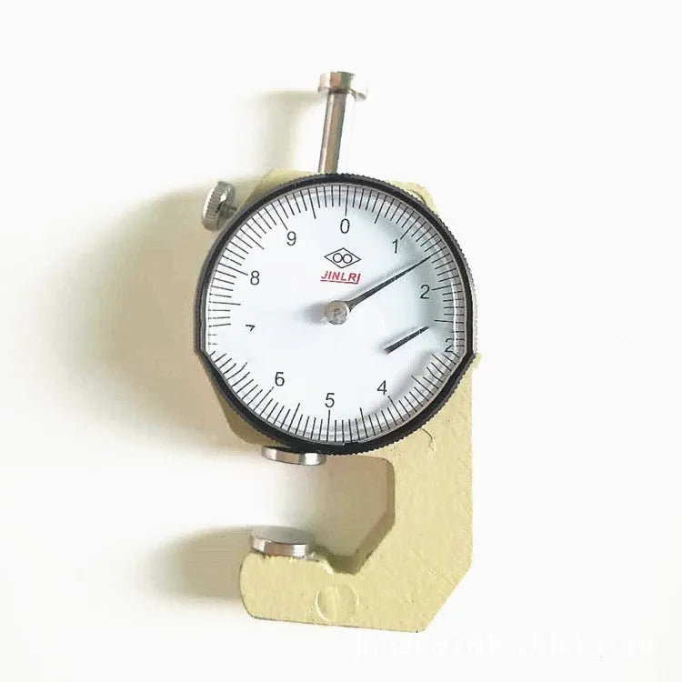 Digital thickness gauge for measuring steel tube coating films with 0-10mm and 0-20mm range capability