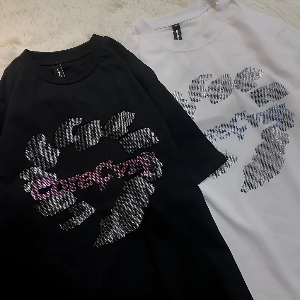 Loose round neck short sleeve T-shirt for men and couples in black or white, sizes S to 2XL