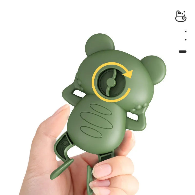 Little Frog wind-up floating bath toy for babies, ABS clockwork water toy in blue, red or green, 14x10cm