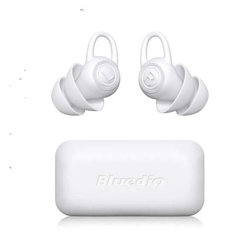 Soft white silicone ear plugs for noise reduction, independently packed for hygiene
